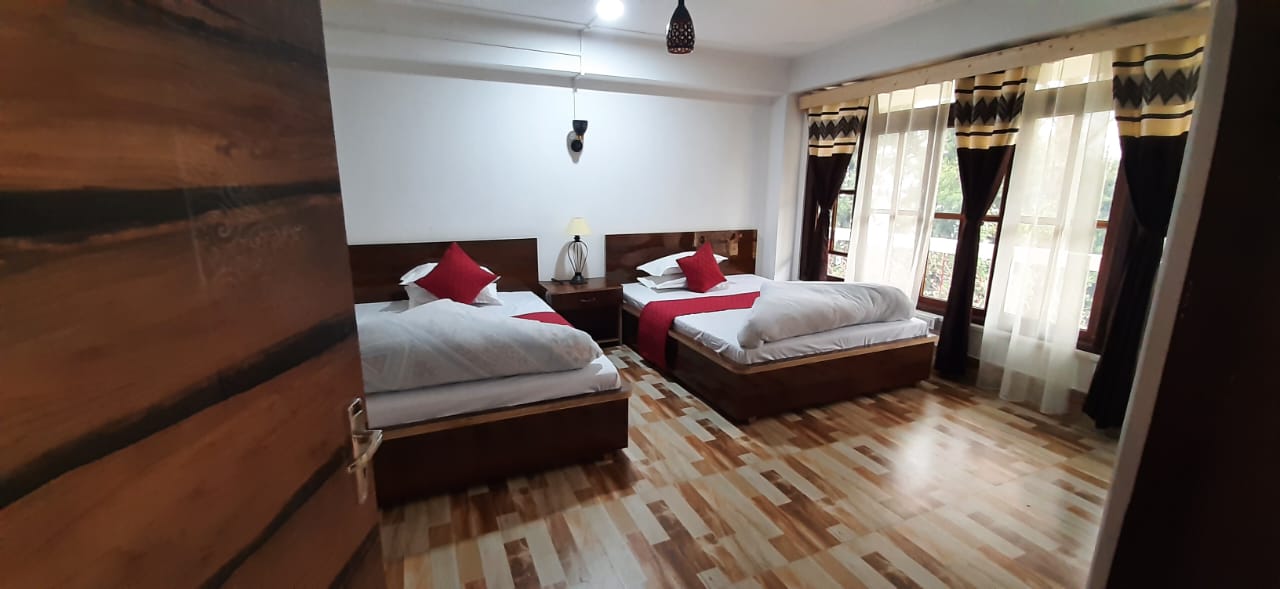 Deluxe Room with Modern Amenities